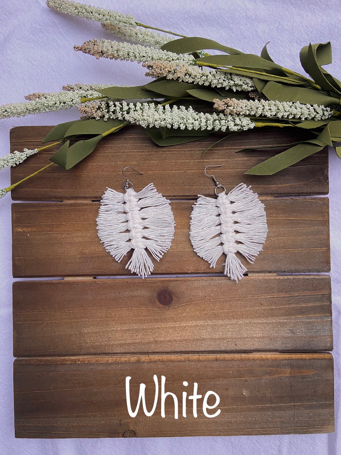 Feather earrings (available in 6 colors)